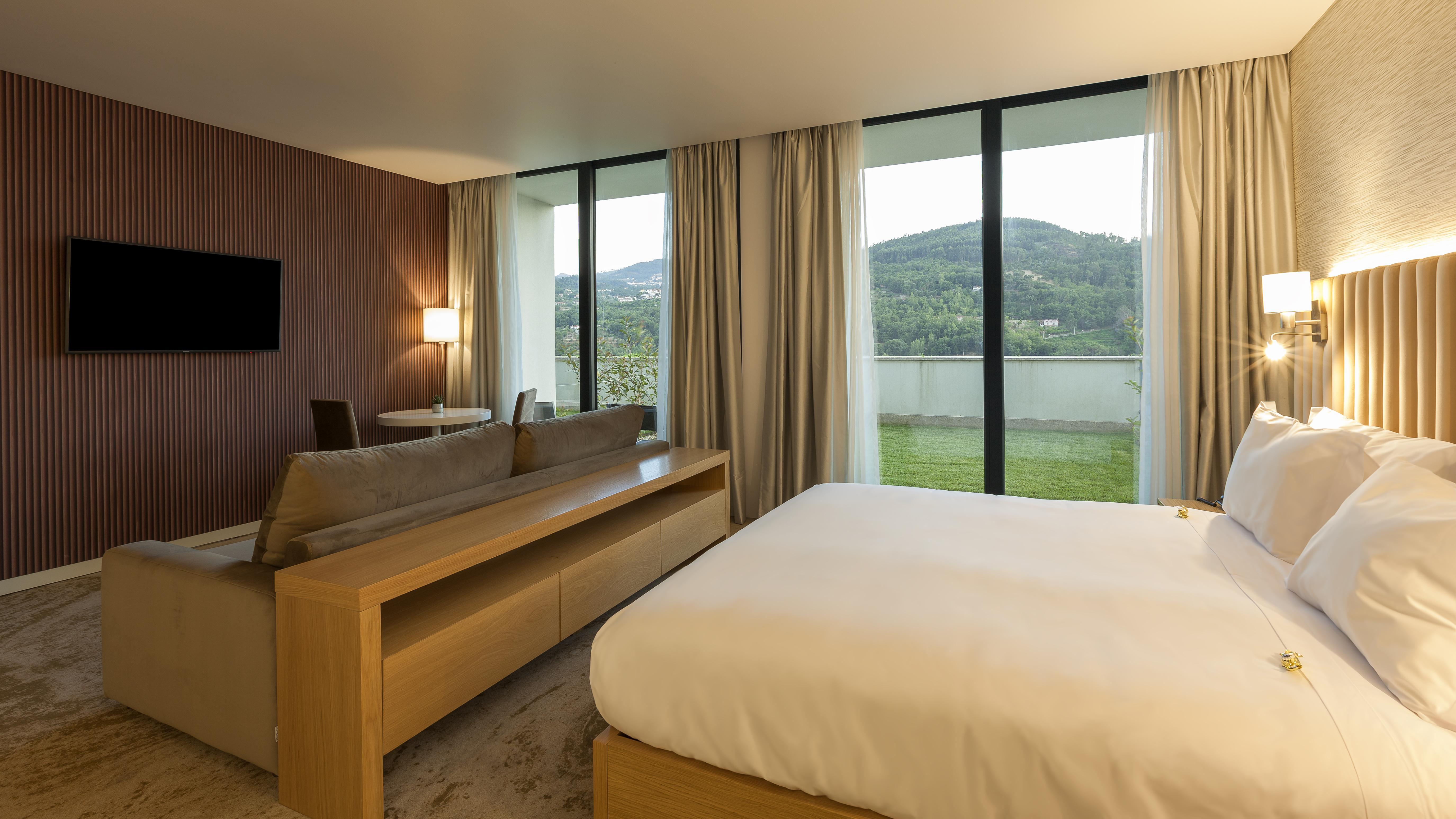 Douro Royal Valley Hotel & Spa Ribadouro Exteriér fotografie A room at the hotel