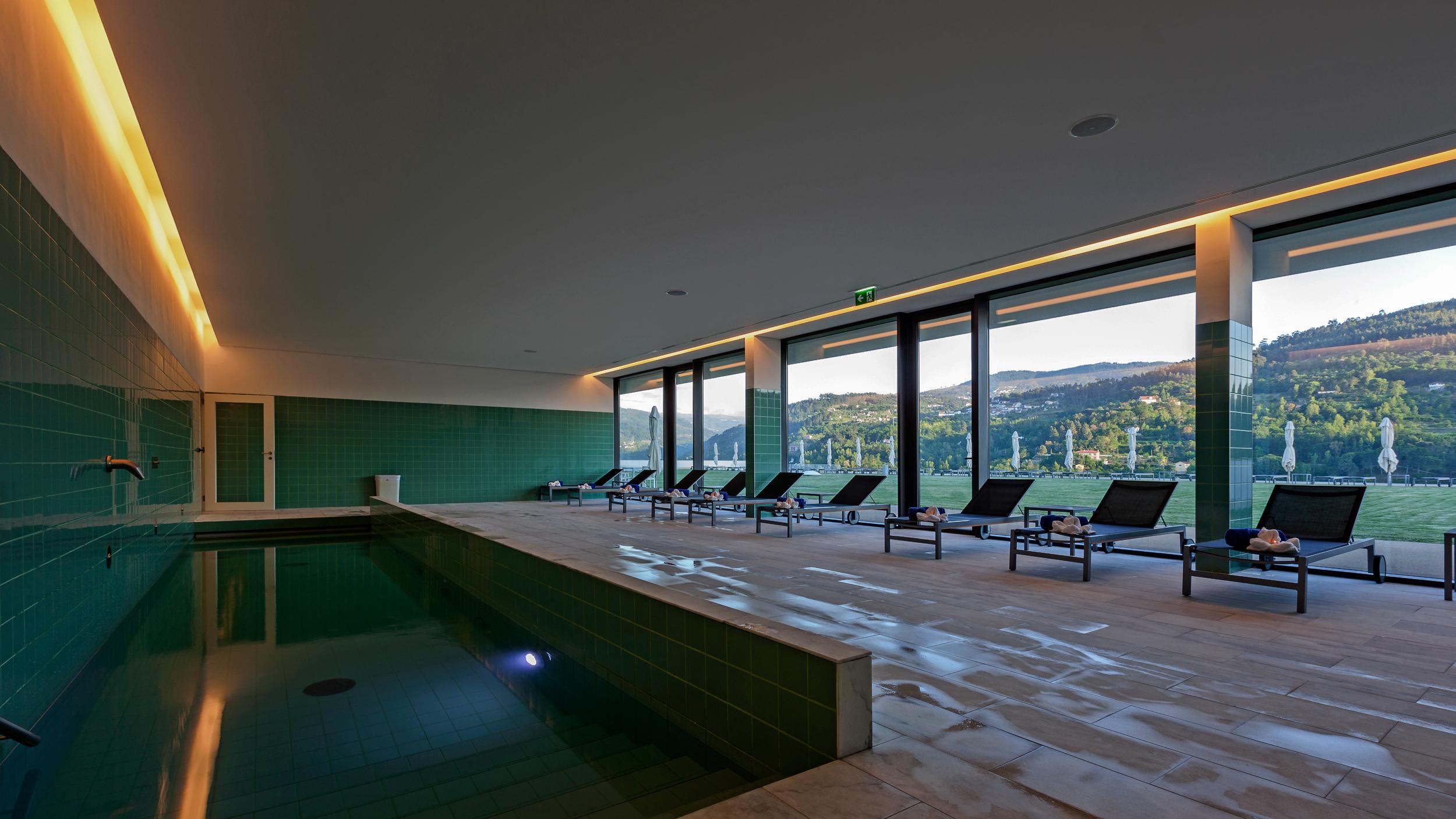Douro Royal Valley Hotel & Spa Ribadouro Exteriér fotografie The Spa at The Lodge at Loch Ness